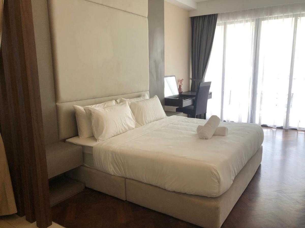 The Landmark Seaview Netflix By Blue Sky Holidays George Town Exterior foto